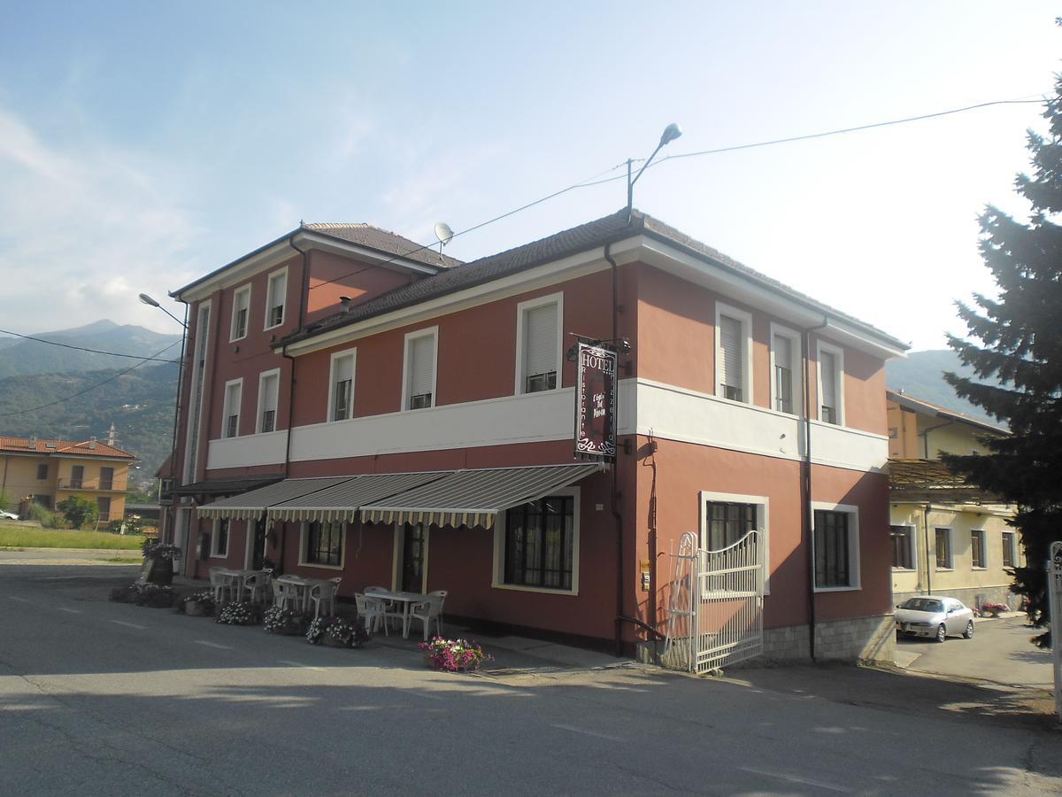 L'Ostu Del Povr-Om Hotel Pinasca Eksteriør billede